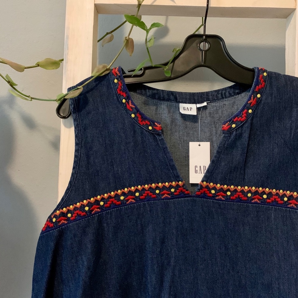 Embroidered top